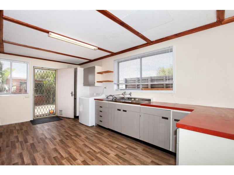 25 Payne Street, Gladstone Park VIC 3043