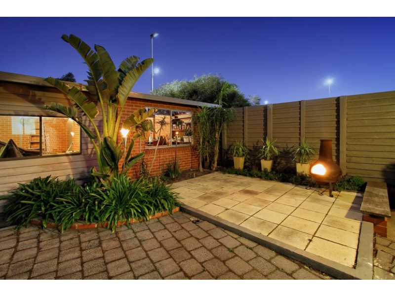 25 Payne Street, Gladstone Park VIC 3043