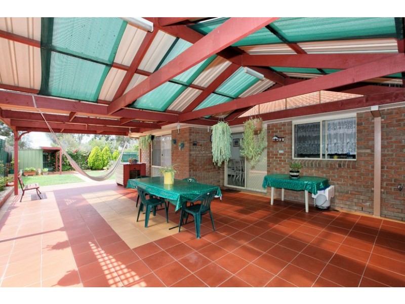 12 Phoenix Court, Roxburgh Park VIC 3064