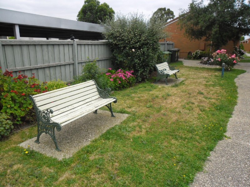 6/16 South Circular Road, Gladstone Park VIC 3043