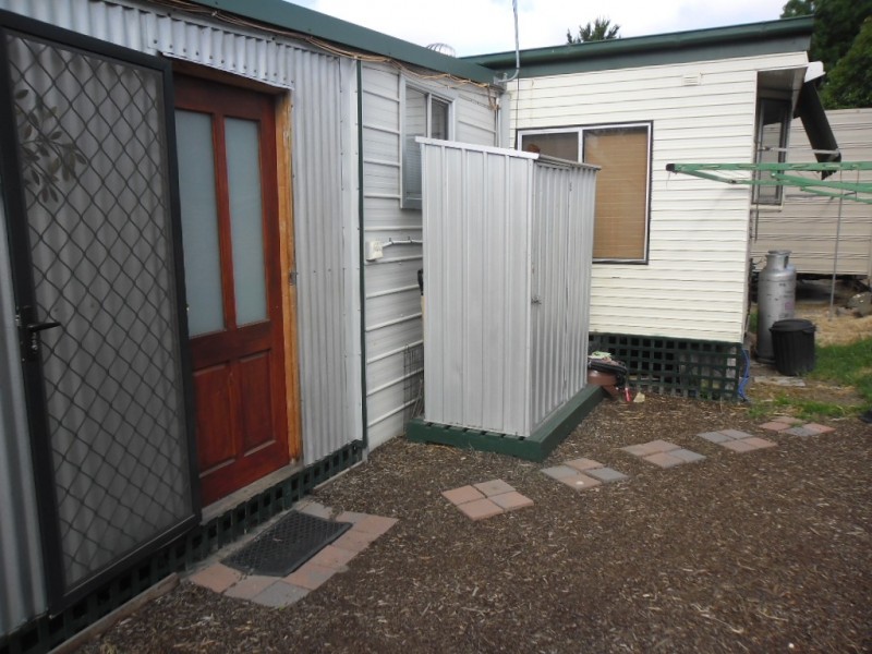 Unit 104 /37 Ardlie Street, Attwood VIC 3049