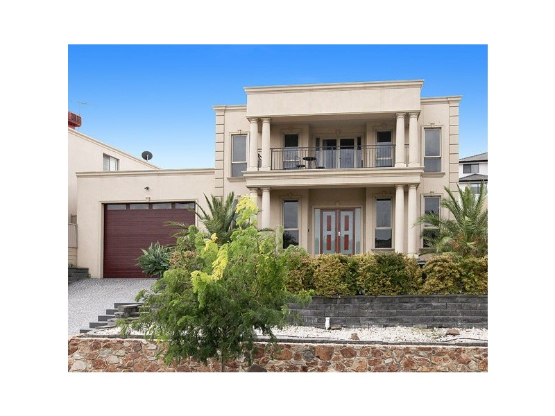 9 Muirhead Court, Greenvale VIC 3059