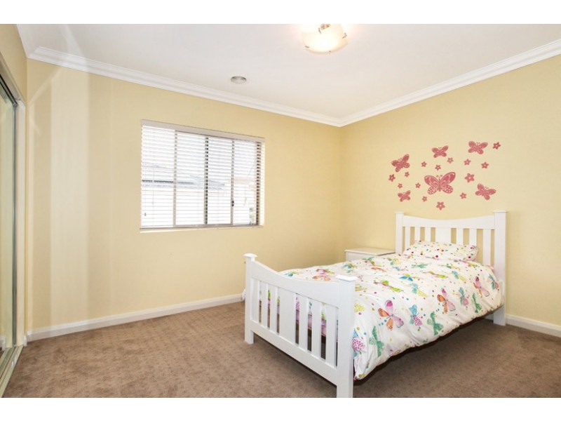 9 Muirhead Court, Greenvale VIC 3059