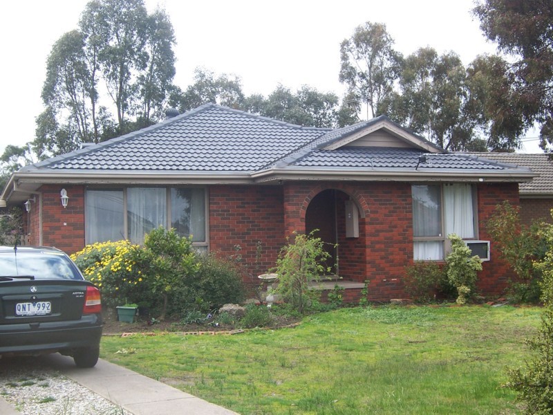 15 GarryowenTce, Tullamarine VIC 3043