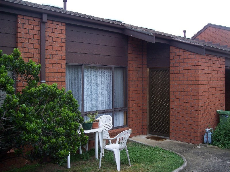 4 / 103 Mickleham Road, Tullamarine VIC 3043
