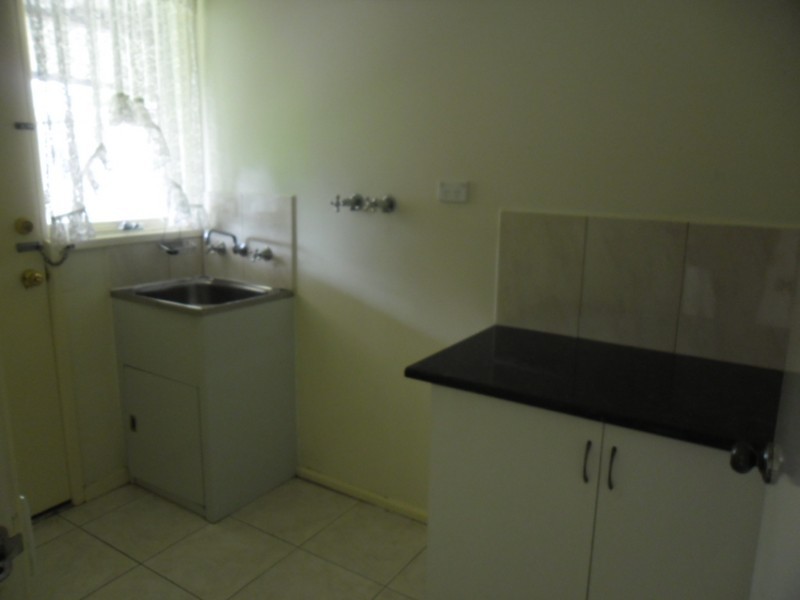 115 South Circular Road, Gladstone Park VIC 3043