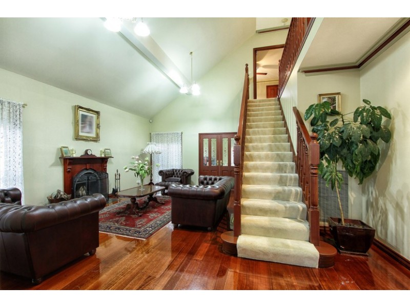 7 Arncliffe Boulevard, Greenvale VIC 3059