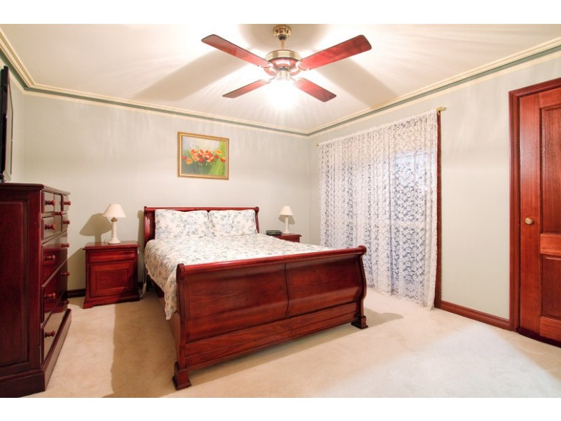 7 Arncliffe Boulevard, Greenvale VIC 3059