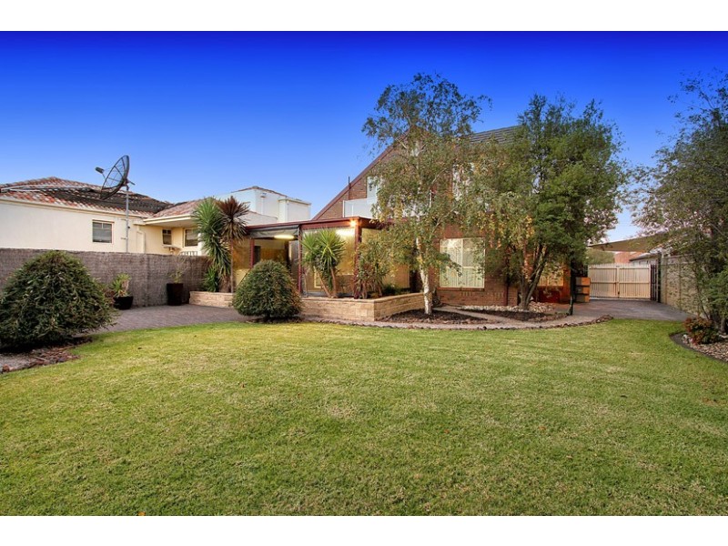 7 Arncliffe Boulevard, Greenvale VIC 3059