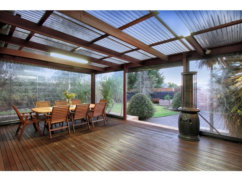 7 Arncliffe Boulevard, Greenvale VIC 3059