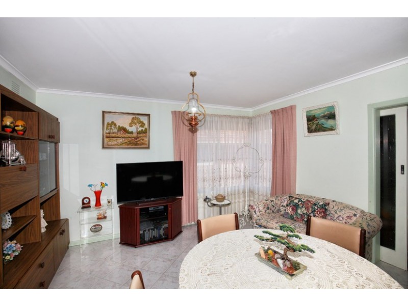 63 Sycamore Crescent, Campbellfield VIC 3061