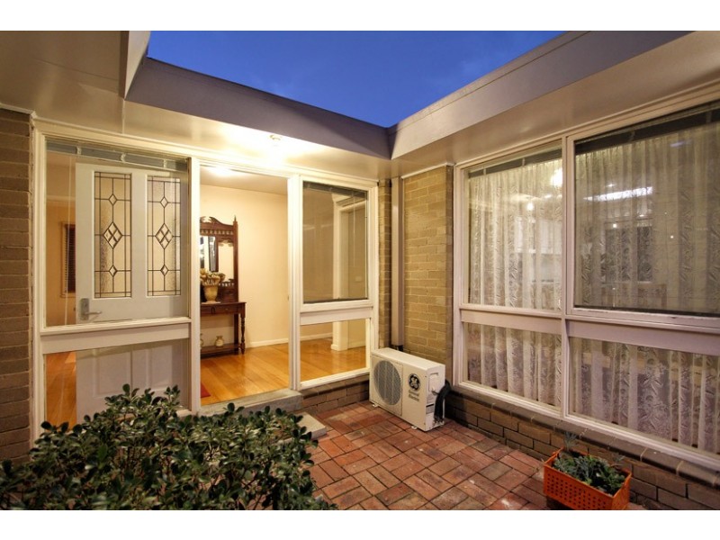 22 Payne Street, Gladstone Park VIC 3043