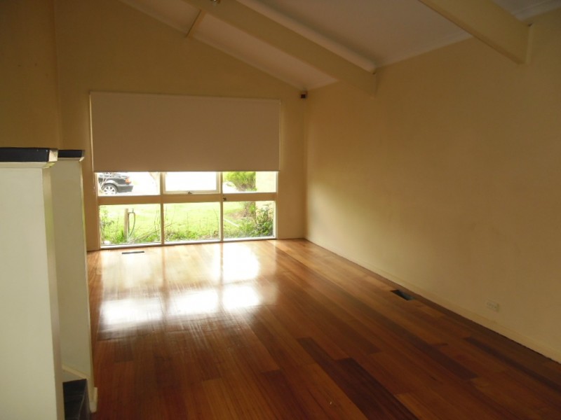 5 Woodleigh Place, Gladstone Park VIC 3043