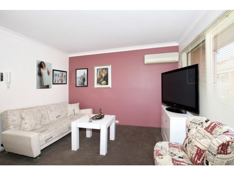 20/16 South Circular Road, Gladstone Park VIC 3043