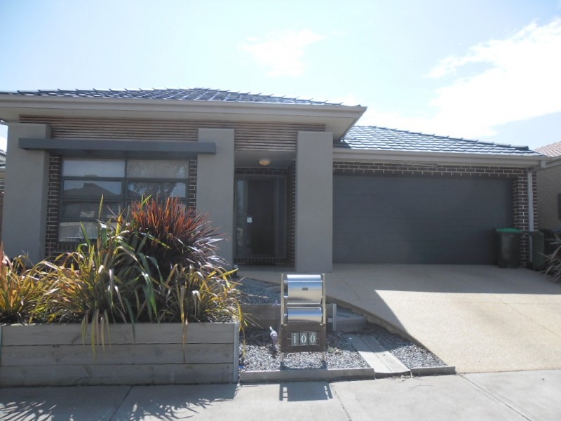 100 Charteries Drive, Craigieburn VIC 3064