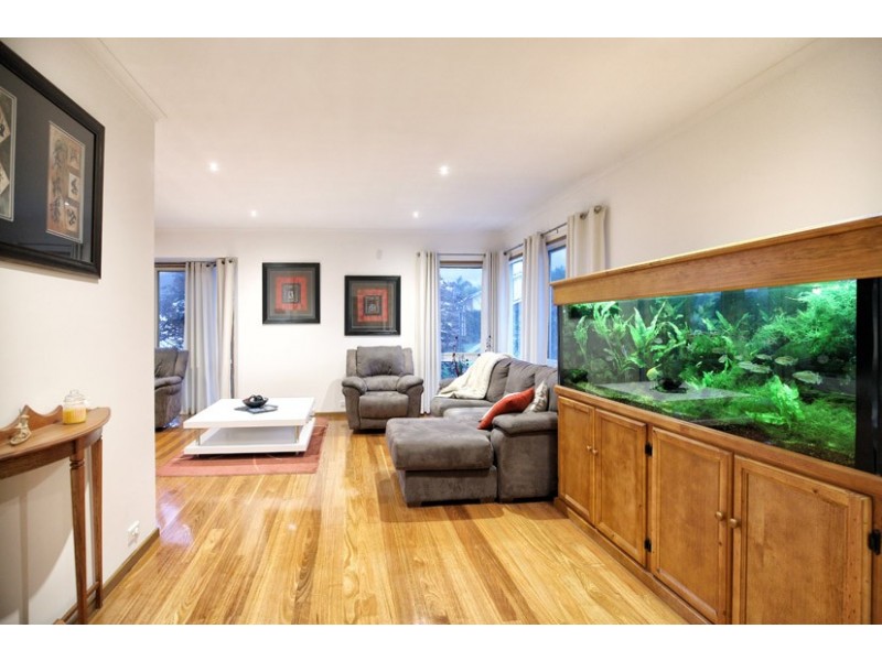 48 Simmington Circuit, Greenvale VIC 3059