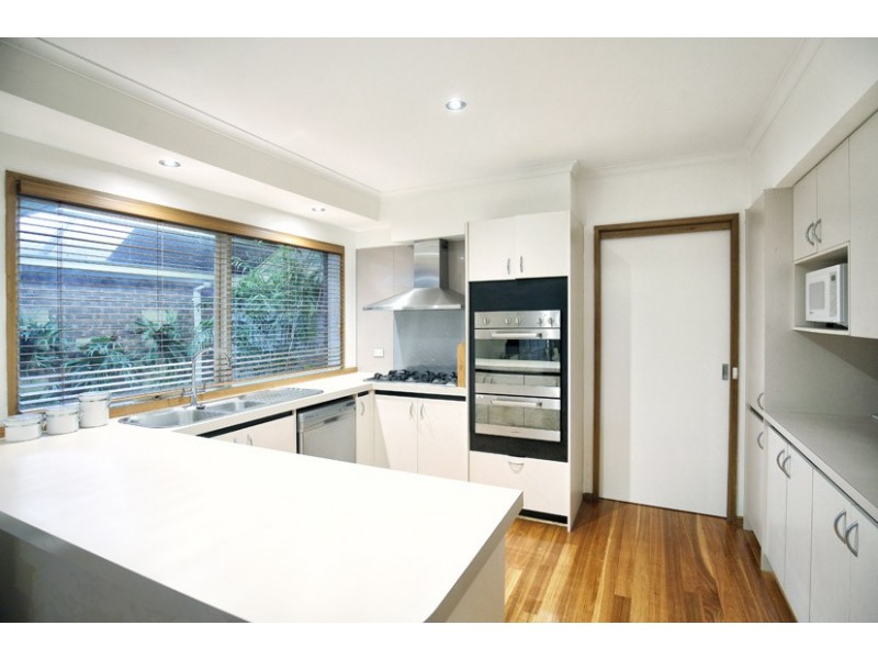 48 Simmington Circuit, Greenvale VIC 3059