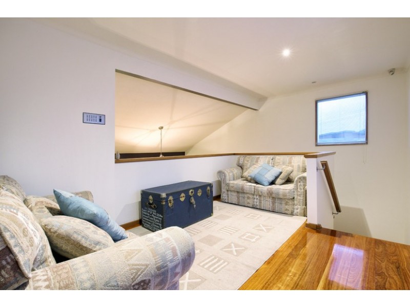 48 Simmington Circuit, Greenvale VIC 3059