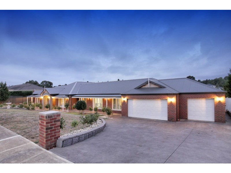 12 Palamino Valley Court, Greenvale VIC 3059