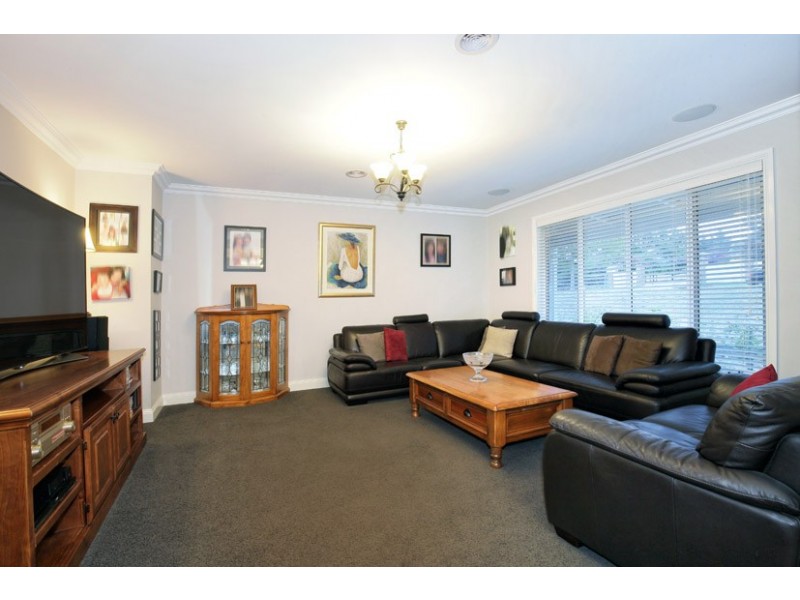 12 Palamino Valley Court, Greenvale VIC 3059