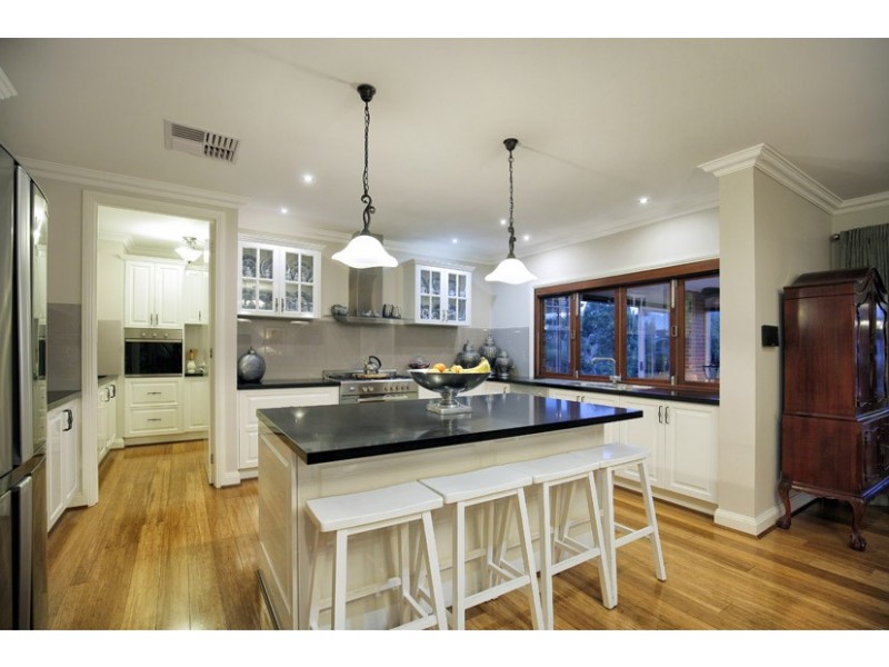 12 Palamino Valley Court, Greenvale VIC 3059