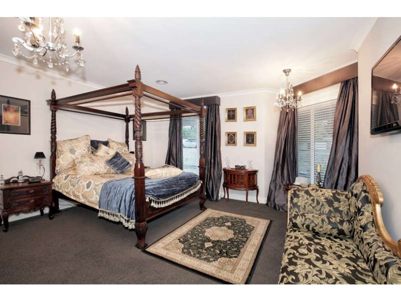 12 Palamino Valley Court, Greenvale VIC 3059