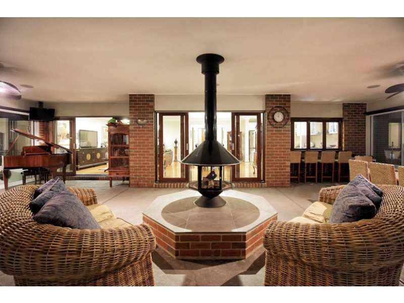 12 Palamino Valley Court, Greenvale VIC 3059