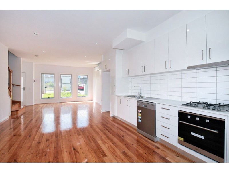 2/43 Riddell Street, Westmeadows VIC 3049