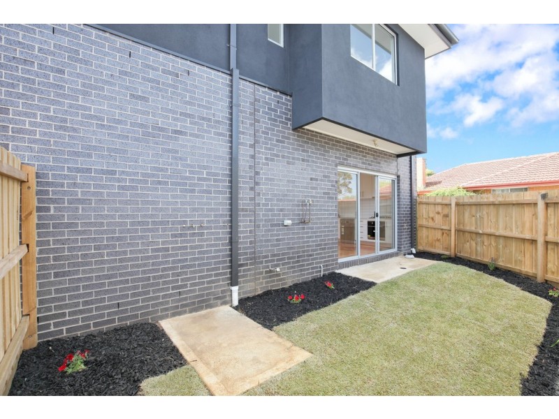 2/43 Riddell Street, Westmeadows VIC 3049