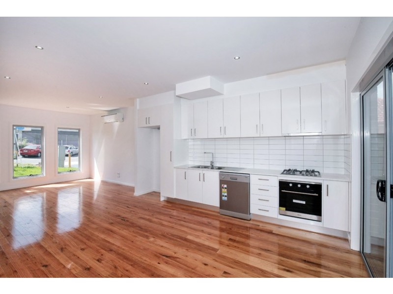 2/43 Riddell Street, Westmeadows VIC 3049