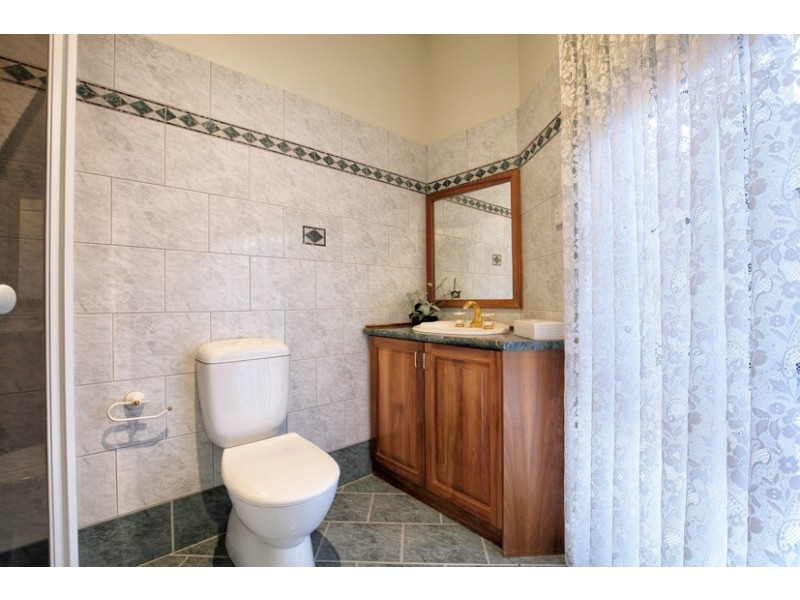 6 Sainsbury Court, Greenvale VIC 3059