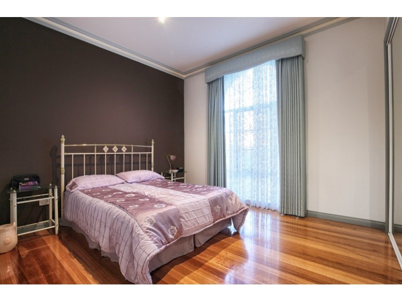 6 Sainsbury Court, Greenvale VIC 3059