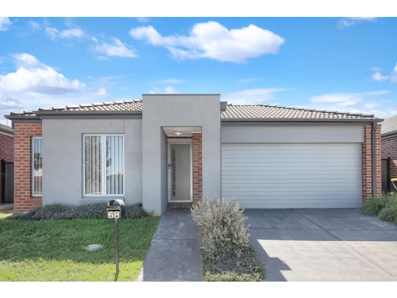68 Moor Park Drive, Craigieburn VIC 3064