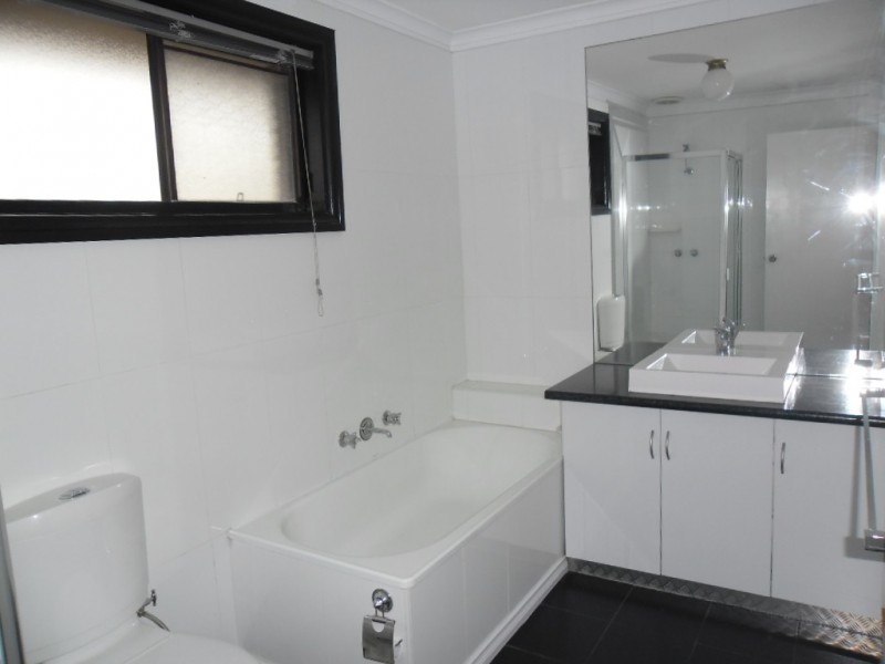 11/366 Melrose Drive, Tullamarine VIC 3043