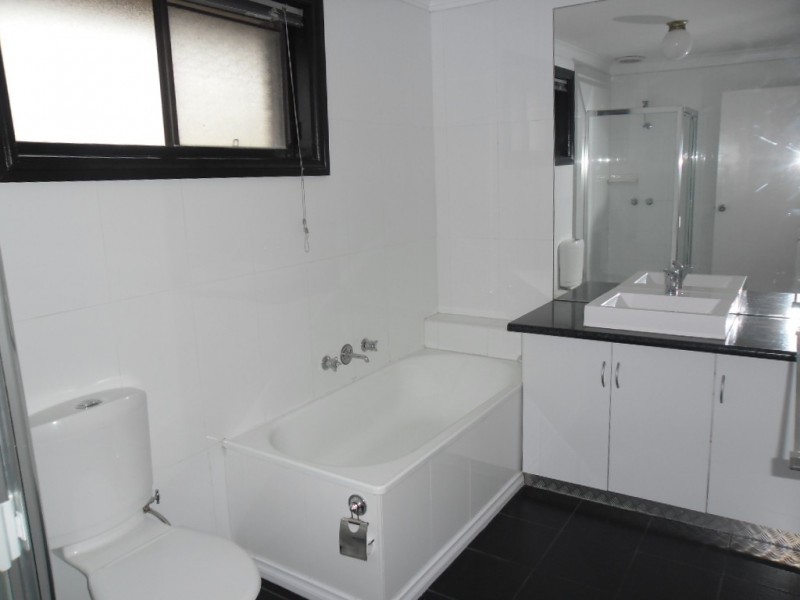 11/366 Melrose Drive, Tullamarine VIC 3043