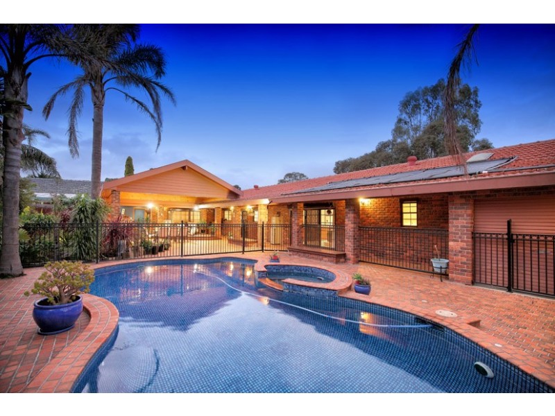 35 Heversham Grove, Greenvale VIC 3059