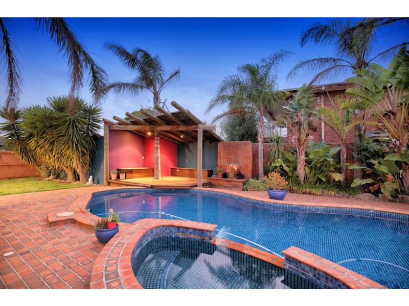 35 Heversham Grove, Greenvale VIC 3059