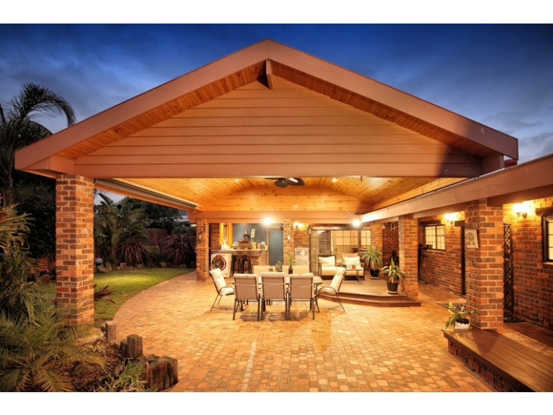 35 Heversham Grove, Greenvale VIC 3059