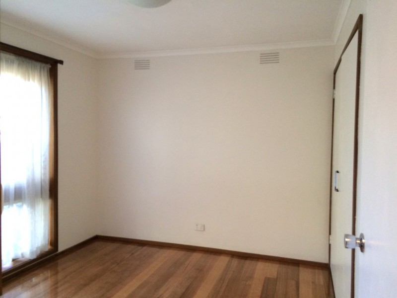 1/3 Broadmeadows Road, Tullamarine VIC 3043