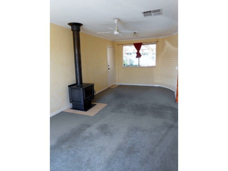 28 Franklin Close, Wallan VIC 3756