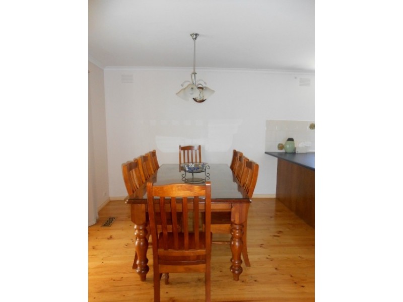 6 Link Avenue, Kilmore VIC 3764