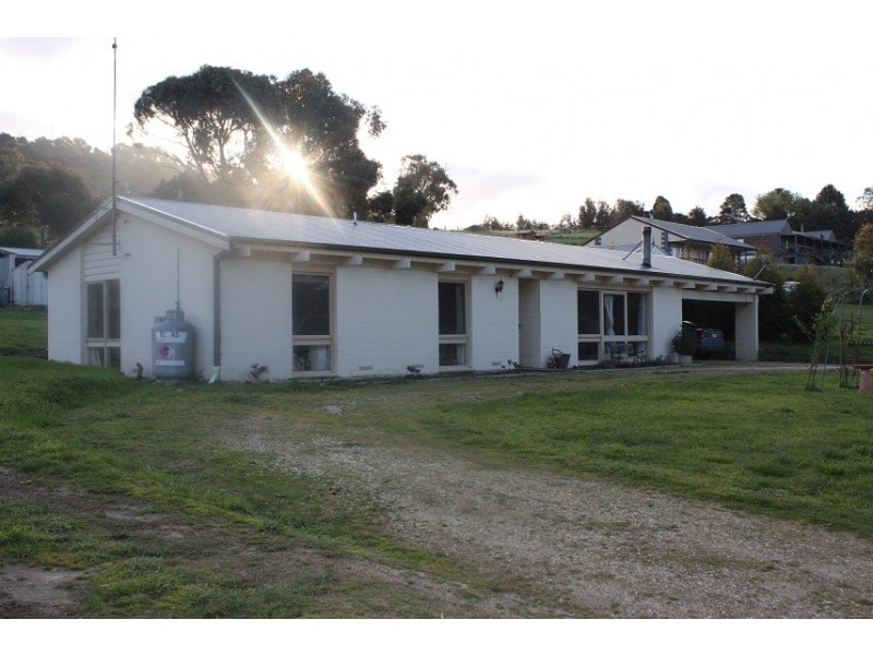 82 Gavan, Kilmore East VIC 3764