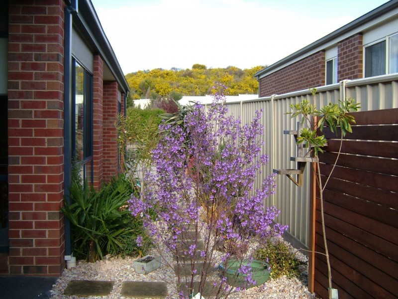 4 Elinka Crt, Kilmore VIC 3764