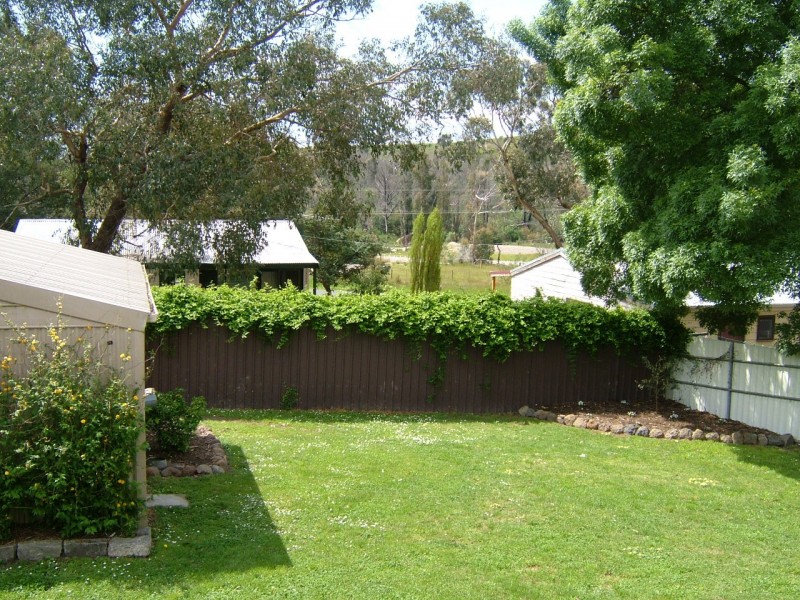 38 Affleck, Wandong VIC 3758