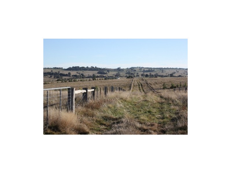 1 Mcintosh Road, Nulla Vale VIC 3435