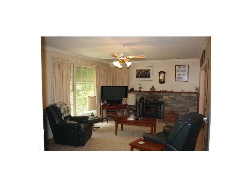 170 Highlands Road, Seymour VIC 3660