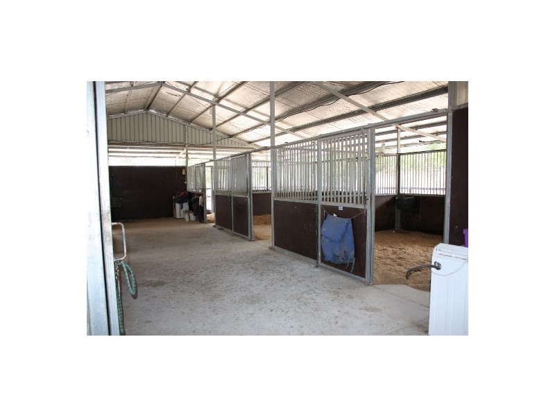 170 Highlands Road, Seymour VIC 3660