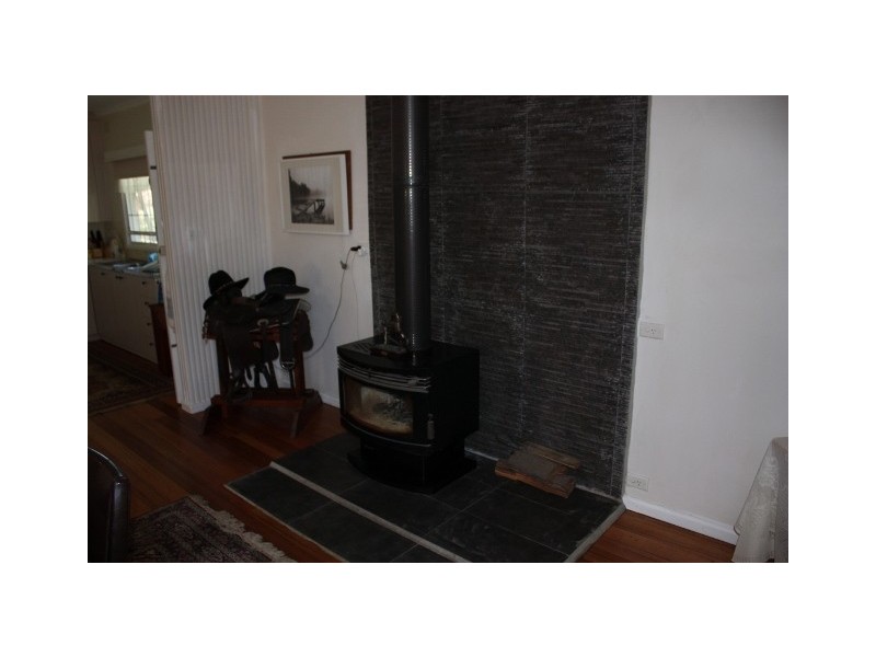 10-12 GAVAN, Kilmore East VIC 3764