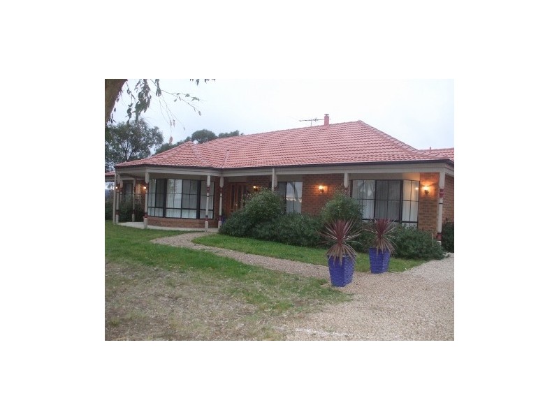 Hidden Valley VIC 3756