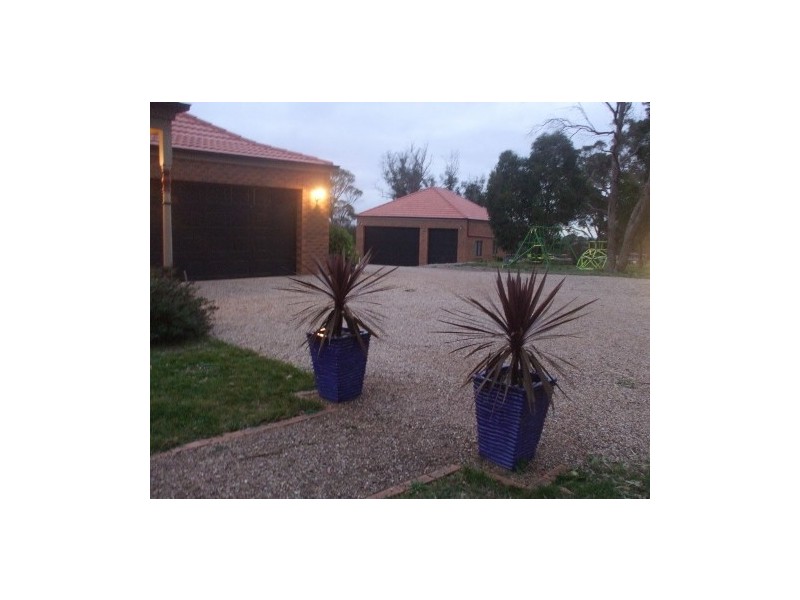 Hidden Valley VIC 3756